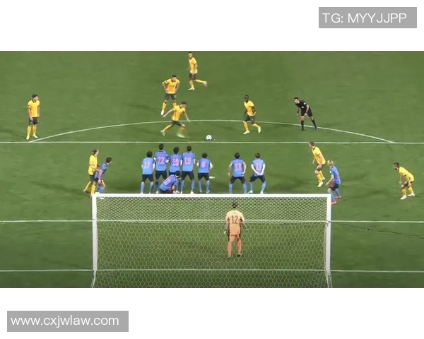 飞盘战术解析:广州飞盘队防守策略与技巧全揭秘 飞盘战术解析:广州飞盘队防守策略与技巧全揭秘