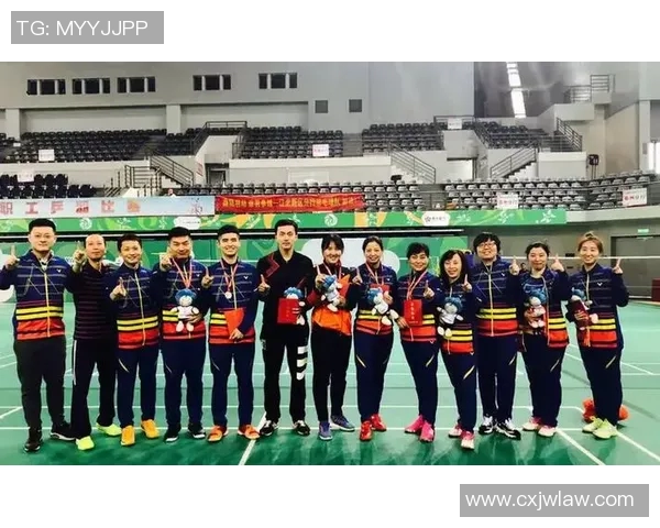 专访王芳:深入探讨羽毛球冠军背后的训练与心态秘诀 专访王芳:深入探讨羽毛球冠军背后的训练与心态秘诀