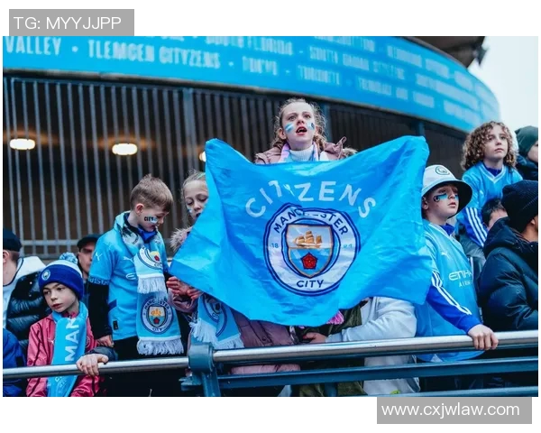 曼城与埃弗顿比赛因天气原因延期球迷期待新赛程安排