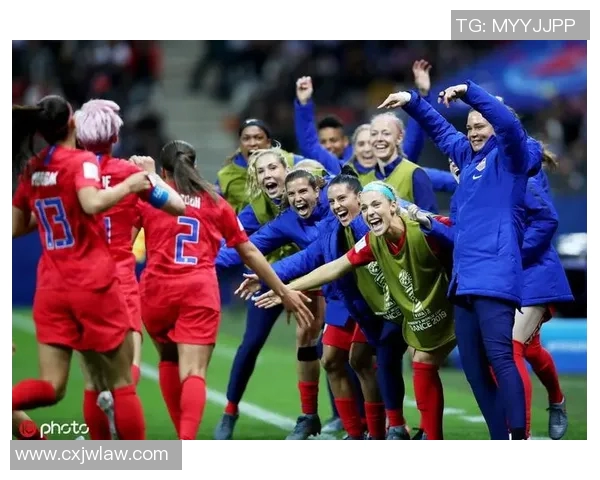 瑞典女足与泰国女足激战正酣谁能在世界杯赛场上笑到最后